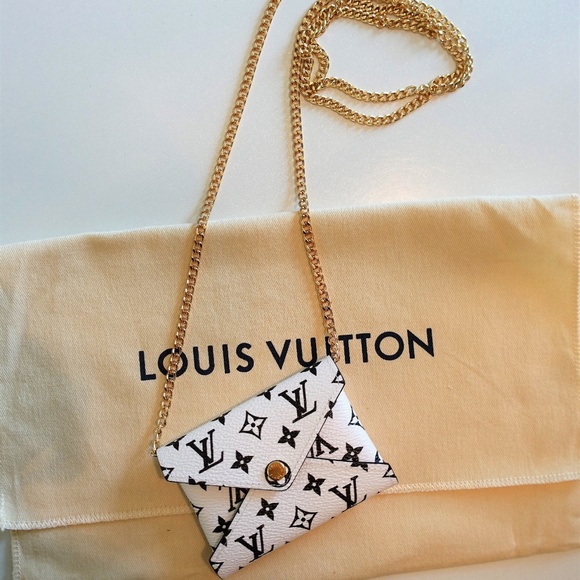 SOLD LV Pochette Kirigami Small 2019 - Picture 5 of 8